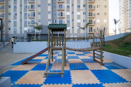 Apartamento para alugar com 46m², 2 quartos e 1 vaga Apartamento para alugar com 46m², 2 quartos e 1 vagaÁrea comum - Playground