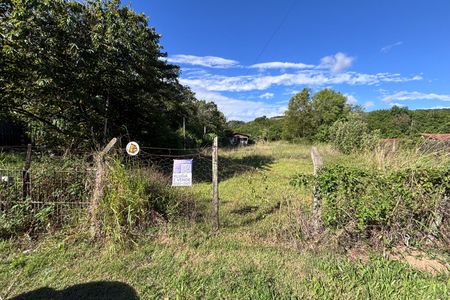 Casa para alugar com 45m², 2 quartos e 6 vagasPlaca