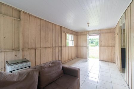 Sala de casa à venda com 2 quartos, 45m² em Vila Nova, Porto Alegre