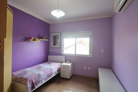 Casa à venda com 233m², 5 quartos e 4 vagasQuarto 3