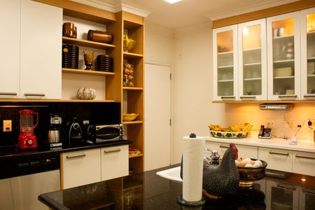 Apartamento à venda com 216m², 4 quartos e 1 vaga Apartamento à venda com 216m², 4 quartos e 1 vagaCozinha