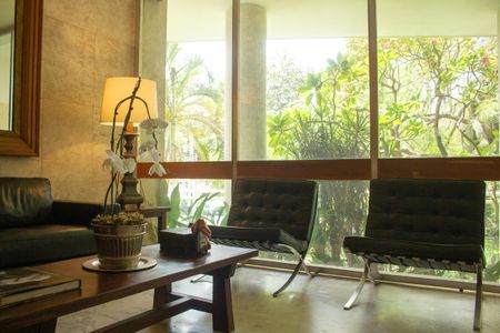 Apartamento à venda com 216m², 4 quartos e 1 vaga Apartamento à venda com 216m², 4 quartos e 1 vagaÁrea comum