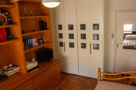Apartamento à venda com 216m², 4 quartos e 1 vaga Apartamento à venda com 216m², 4 quartos e 1 vagaQuarto 3