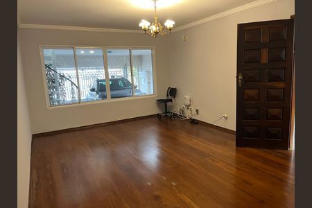 Casa para alugar com 2 quartos, 150m² em Jardim Regina, São Paulo