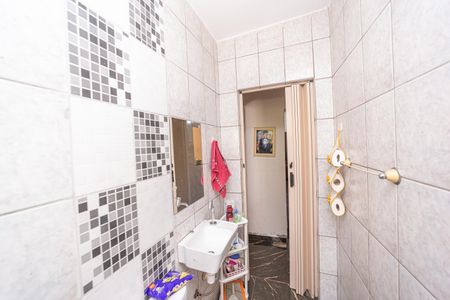 Casa à venda com 400m², 3 quartos e 3 vagas Casa à venda com 400m², 3 quartos e 3 vagasBanheiro Social