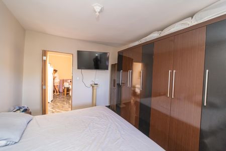 Casa à venda com 400m², 3 quartos e 3 vagas Casa à venda com 400m², 3 quartos e 3 vagasQuarto 1