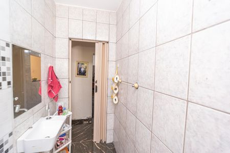 Casa à venda com 400m², 3 quartos e 3 vagas Casa à venda com 400m², 3 quartos e 3 vagasBanheiro Social