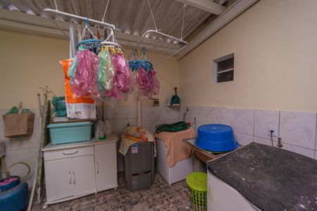 Casa à venda com 400m², 3 quartos e 3 vagas Casa à venda com 400m², 3 quartos e 3 vagasÁrea de Serviço