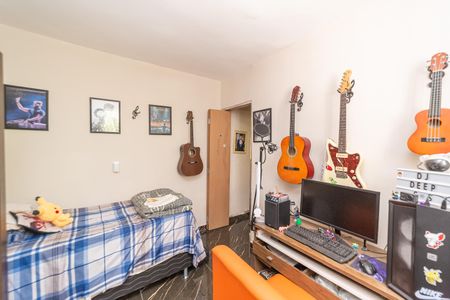 Casa à venda com 400m², 3 quartos e 3 vagas Casa à venda com 400m², 3 quartos e 3 vagasQuarto 3