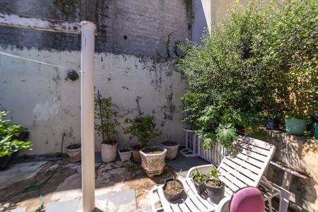 Casa à venda com 400m², 3 quartos e 3 vagas Casa à venda com 400m², 3 quartos e 3 vagasQuintal