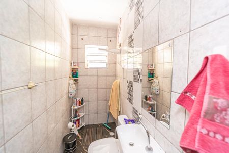 Casa à venda com 400m², 3 quartos e 3 vagas Casa à venda com 400m², 3 quartos e 3 vagasBanheiro Social