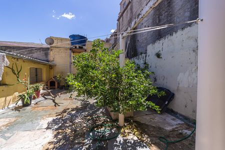 Casa à venda com 400m², 3 quartos e 3 vagas Casa à venda com 400m², 3 quartos e 3 vagasQuintal