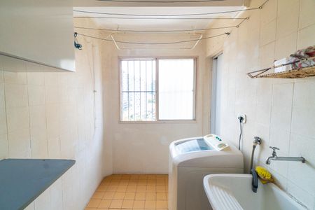 Apartamento à venda com 77m², 3 quartos e sem vagaÁrea de Serviço