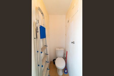 Apartamento à venda com 77m², 3 quartos e sem vagaBanheiro de serviço