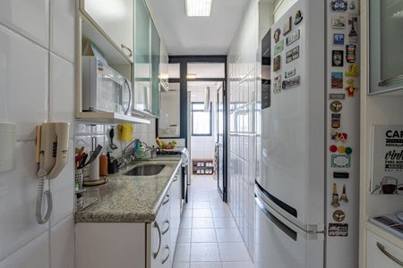 Apartamento para alugar com 66m², 2 quartos e 2 vagasCozinha