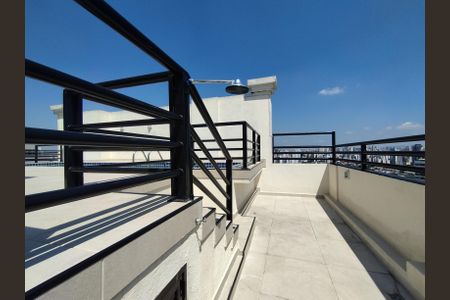 Apartamento para alugar com 66m², 2 quartos e 2 vagas Apartamento para alugar com 66m², 2 quartos e 2 vagasÁrea comum - Piscina