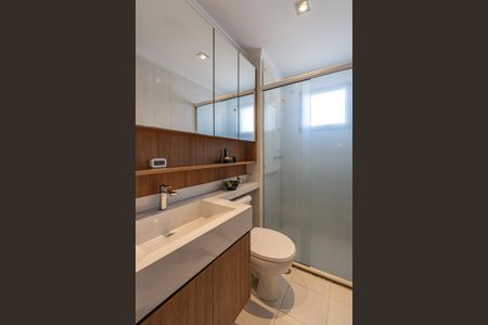 Apartamento para alugar com 66m², 2 quartos e 2 vagasBanheiro