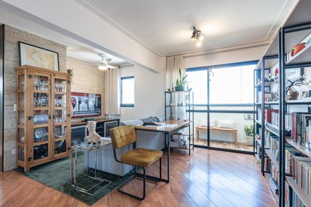 Apartamento para alugar com 66m², 2 quartos e 2 vagasSala