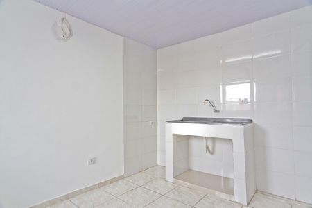 Cozinha de casa para alugar com 1 quarto, 25m² em Jardim Peri, São Paulo