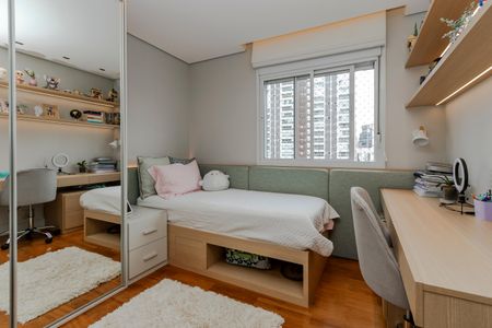 Apartamento à venda com 198m², 5 quartos e 3 vagasQuarto 1