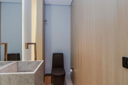 Apartamento à venda com 198m², 5 quartos e 3 vagasLavabo