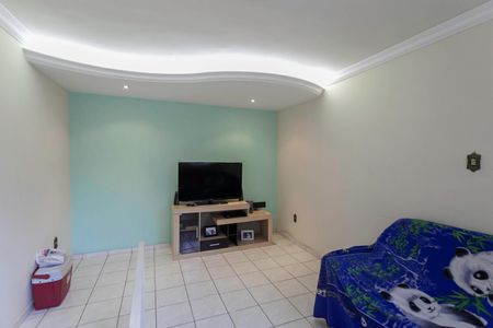 Sala 2 de casa para alugar com 3 quartos, 180m² em Itatiaia, Belo Horizonte