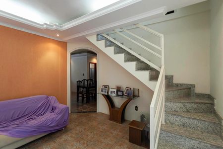 Sala de casa para alugar com 3 quartos, 180m² em Itatiaia, Belo Horizonte
