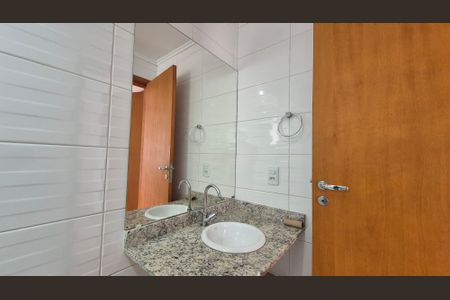 Apartamento à venda com 57m², 2 quartos e 1 vagaBanheiro da suíte