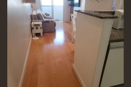 Apartamento à venda com 70m², 3 quartos e 2 vagas Apartamento à venda com 70m², 3 quartos e 2 vagasSala