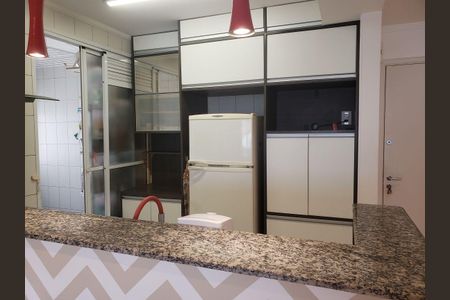 Apartamento à venda com 70m², 3 quartos e 2 vagas Apartamento à venda com 70m², 3 quartos e 2 vagasCozinha