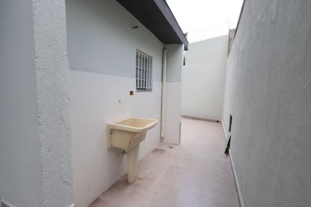 Casa para alugar com 59m², 2 quartos e 1 vagaLavanderia