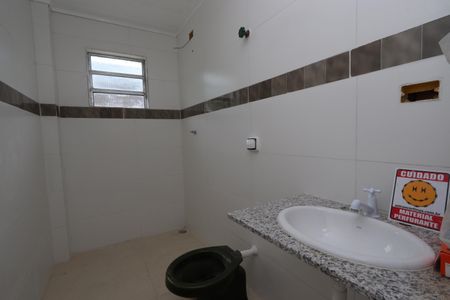 Casa para alugar com 59m², 2 quartos e 1 vagaBanheiro