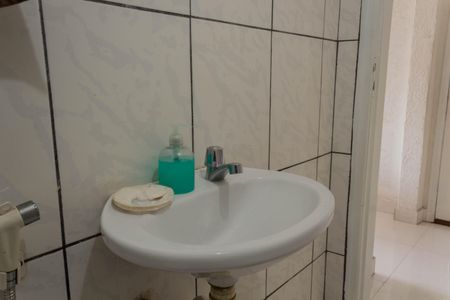 Casa à venda com 144m², 3 quartos e 2 vagasLavabo