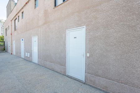 Apartamento para alugar com 45m², 1 quarto e sem vaga Apartamento para alugar com 45m², 1 quarto e sem vagaEntrada