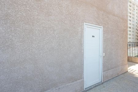 Apartamento para alugar com 45m², 1 quarto e sem vaga Apartamento para alugar com 45m², 1 quarto e sem vagaEntrada