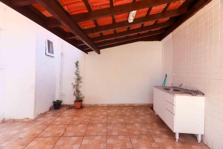 Casa à venda com 140m², 3 quartos e 3 vagas Casa à venda com 140m², 3 quartos e 3 vagasQuintal