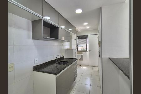 Apartamento para alugar com 62m², 2 quartos e 2 vagasCozinha 