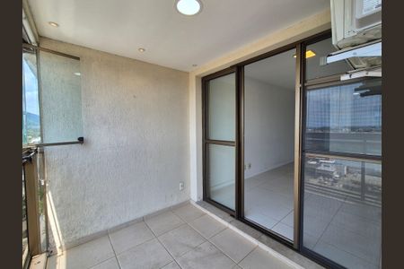 Apartamento para alugar com 62m², 2 quartos e 2 vagasVaranda 