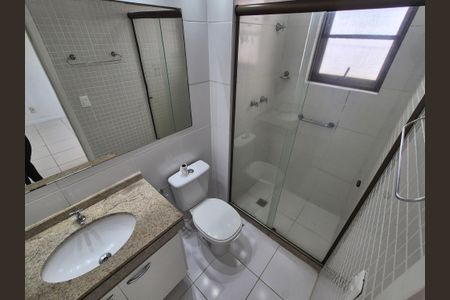 Apartamento para alugar com 62m², 2 quartos e 2 vagasBanheiro suite 