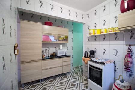 Casa para alugar com 80m², 2 quartos e 2 vagasCozinha