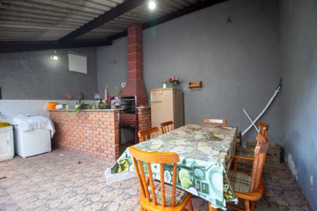 Casa para alugar com 80m², 2 quartos e 2 vagasÁrea gourmet