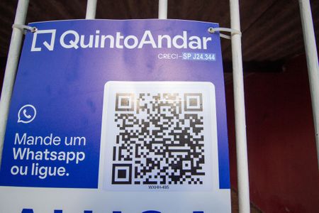 Casa para alugar com 80m², 2 quartos e 2 vagasFachada 