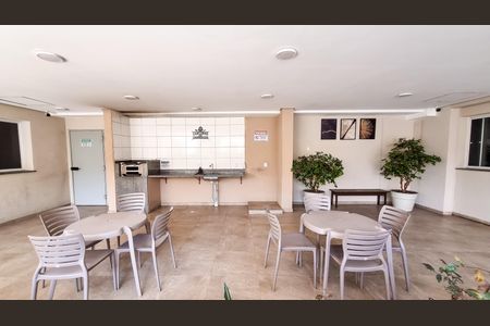 Apartamento para alugar com 42m², 2 quartos e 1 vaga Apartamento para alugar com 42m², 2 quartos e 1 vagaÁrea comum - Churrasqueira