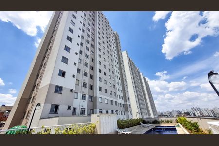 Apartamento para alugar com 42m², 2 quartos e 1 vaga Apartamento para alugar com 42m², 2 quartos e 1 vagaFachada