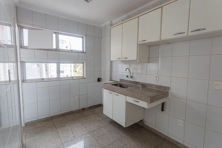 Apartamento para alugar com 81m², 3 quartos e 2 vagas Apartamento para alugar com 81m², 3 quartos e 2 vagasCozinha
