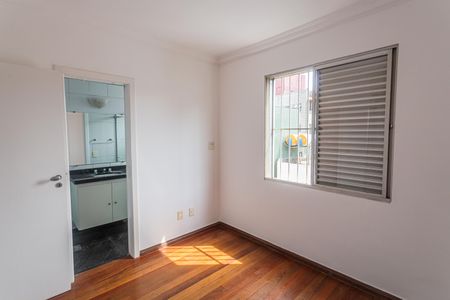 Apartamento para alugar com 81m², 3 quartos e 2 vagas Apartamento para alugar com 81m², 3 quartos e 2 vagasSuíte