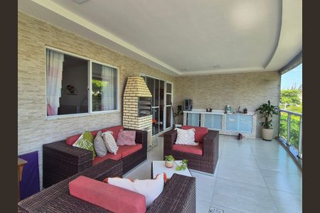 Apartamento à venda com 114m², 3 quartos e 2 vagas Apartamento à venda com 114m², 3 quartos e 2 vagasVaranda