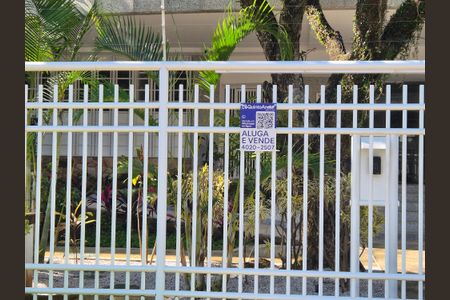 Apartamento à venda com 114m², 3 quartos e 2 vagas Apartamento à venda com 114m², 3 quartos e 2 vagasPlaca