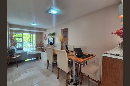 Sala  de apartamento à venda com 3 quartos, 114m² em Recreio dos Bandeirantes, Rio de Janeiro