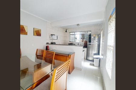 Cozinha de casa à venda com 3 quartos, 250m² em Vila Osasco, Osasco